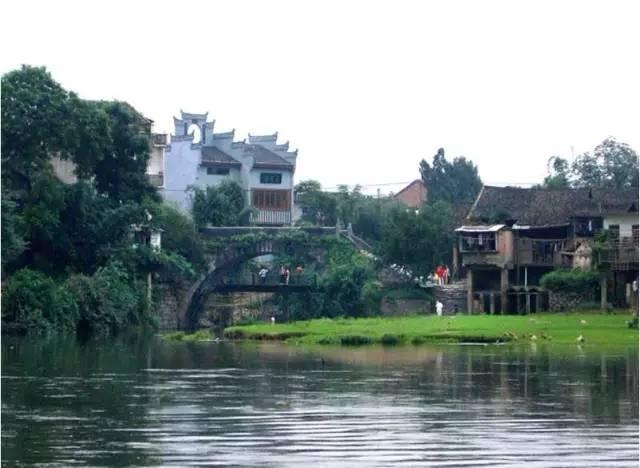福州骏耀商业广场C地块住宅办证公告